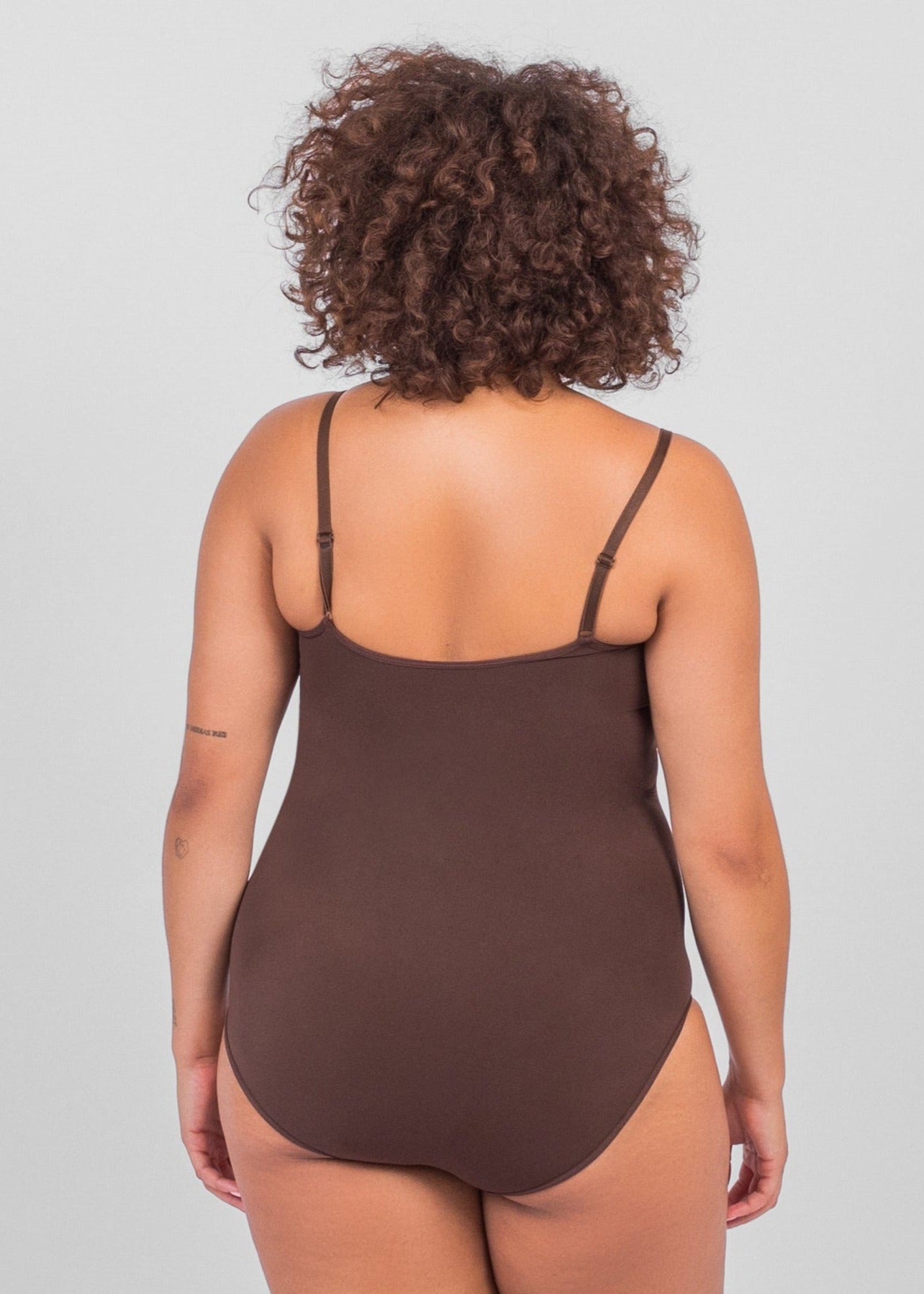 Seamless Shaping Sculpting Bodysuit with Straps