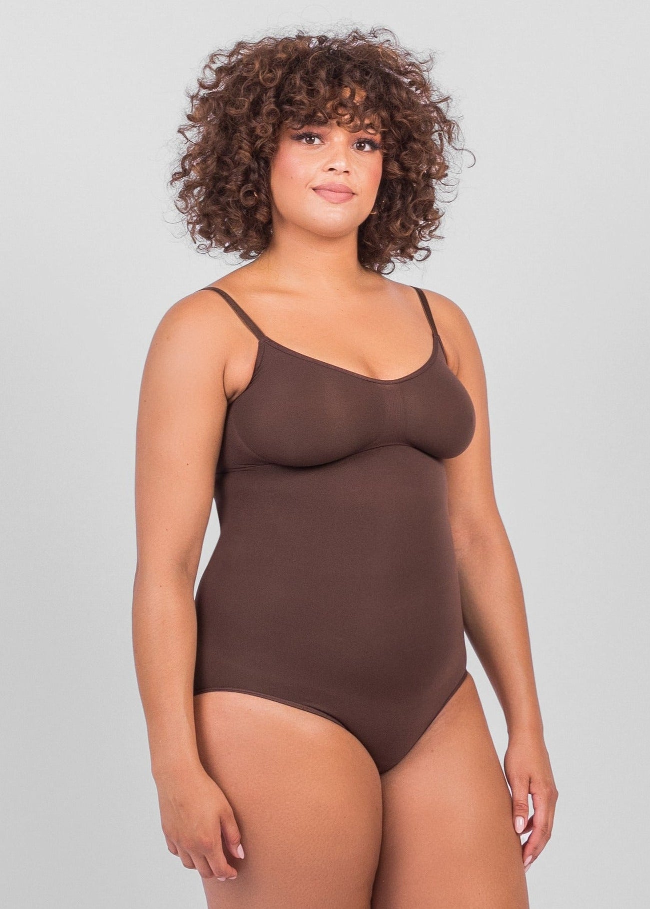 Seamless Shaping Sculpting Bodysuit with Straps