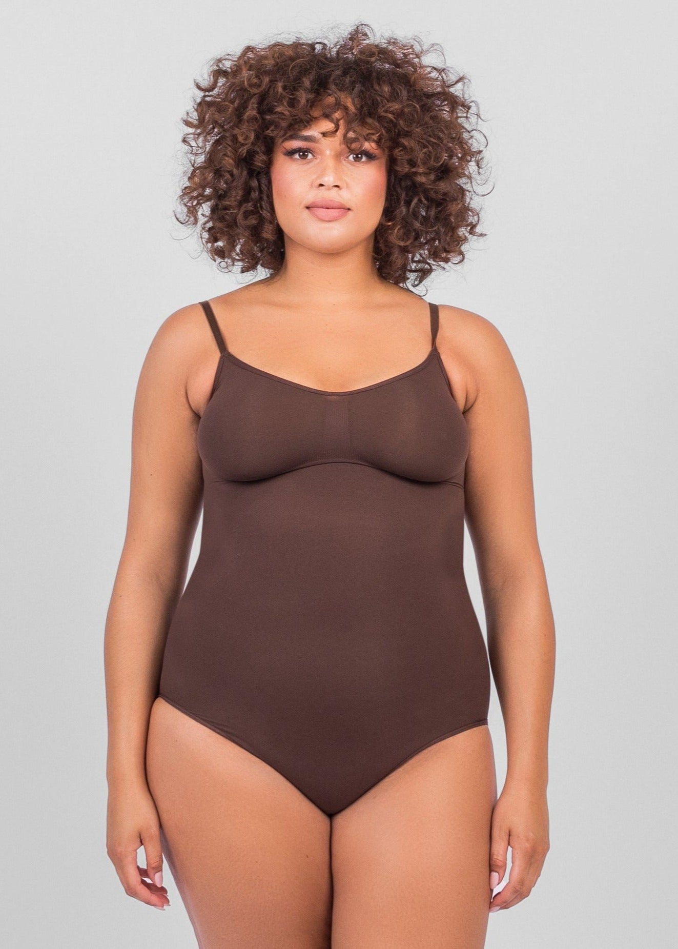 Seamless Shaping Sculpting Bodysuit with Straps